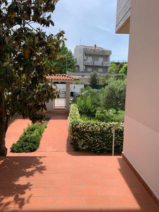 Brezza Affittacamere Montemarciano Extérieur photo